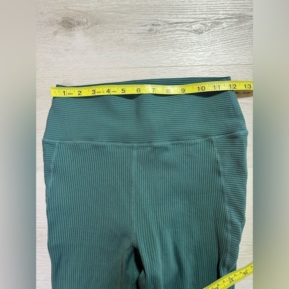 Glyder Ribbed Sculpting Compression Leggings, Size Medium - Picture 9 of 9